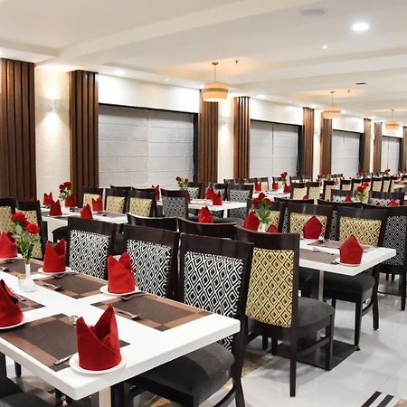 Hotel Platinum Shravasti Katra  Экстерьер фото