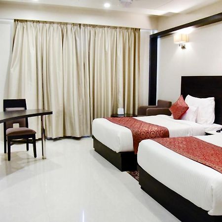 Hotel Platinum Shravasti Katra  Экстерьер фото