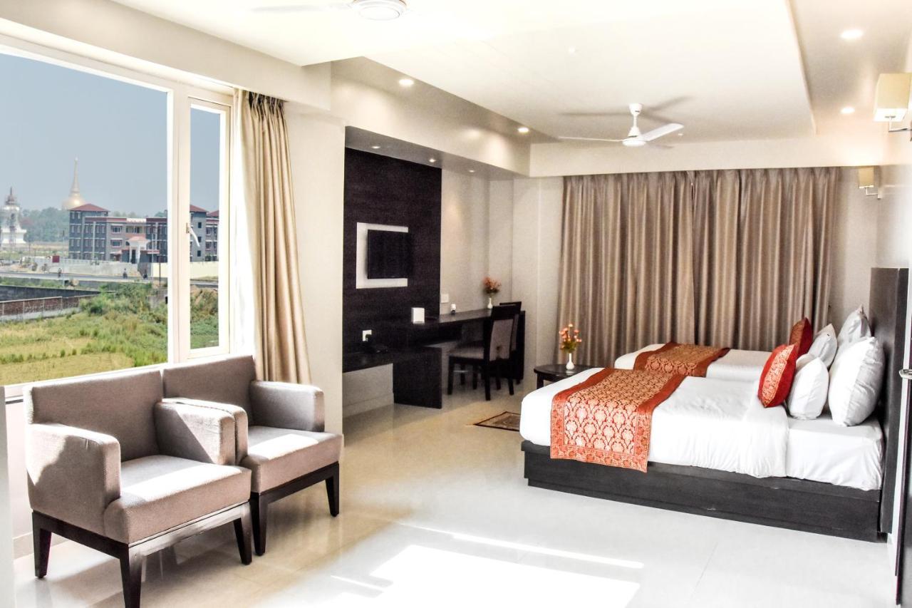 Hotel Platinum Shravasti Katra  Экстерьер фото